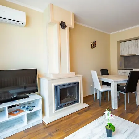 Aparthotel Rose Gardens Pomorie