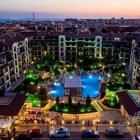 Апарт-отель Rose Gardens 4*