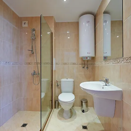 Rose Gardens Aparthotel