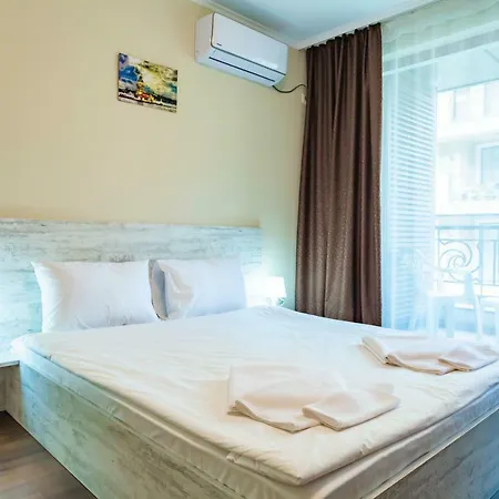 Aparthotel Rose Gardens Pomorie