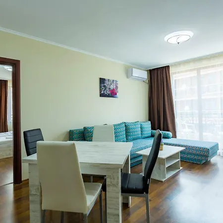 Rose Gardens Lejlighedshotel Pomorie