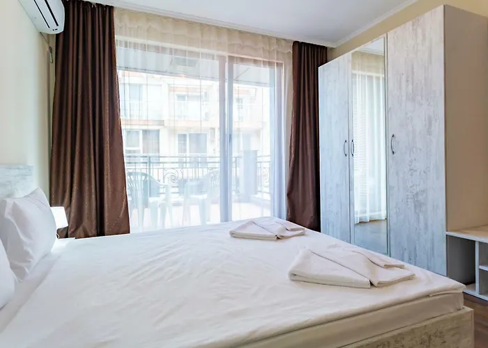 Rose Gardens 公寓式酒店 4*